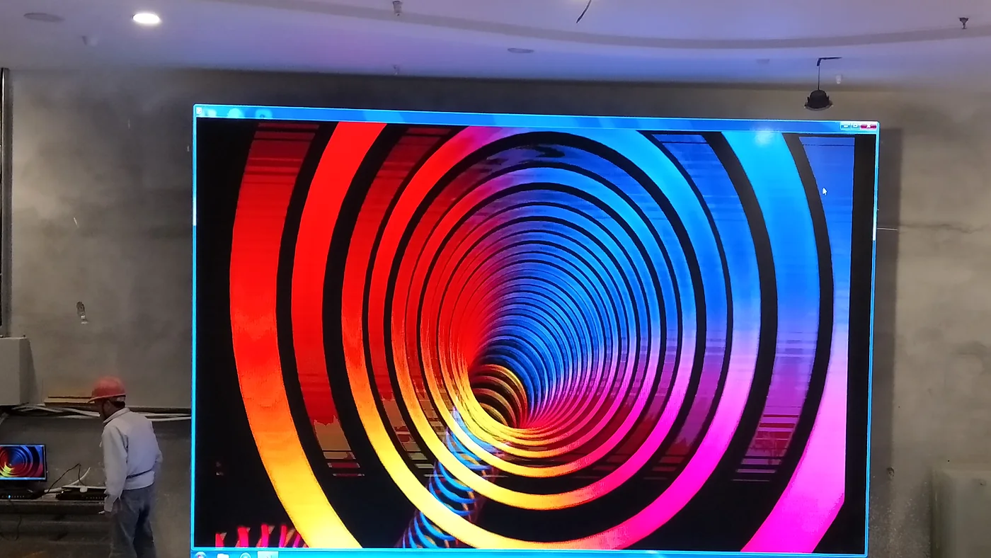 Conference LED display installation and on-site commissioning