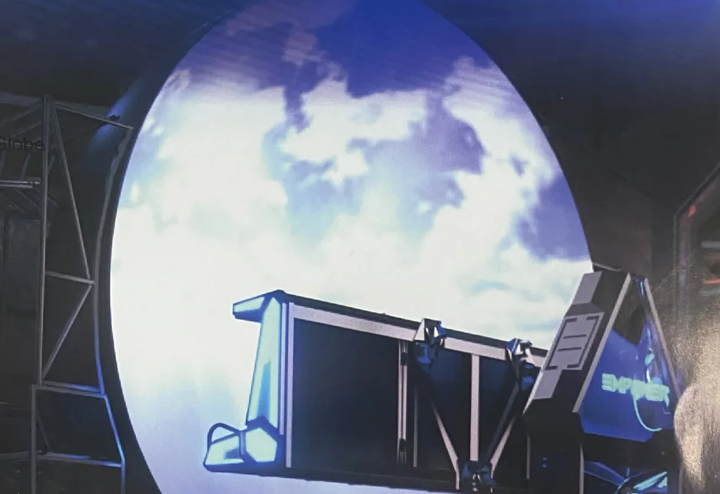 Spherical LED display system assembled around a supporting structure