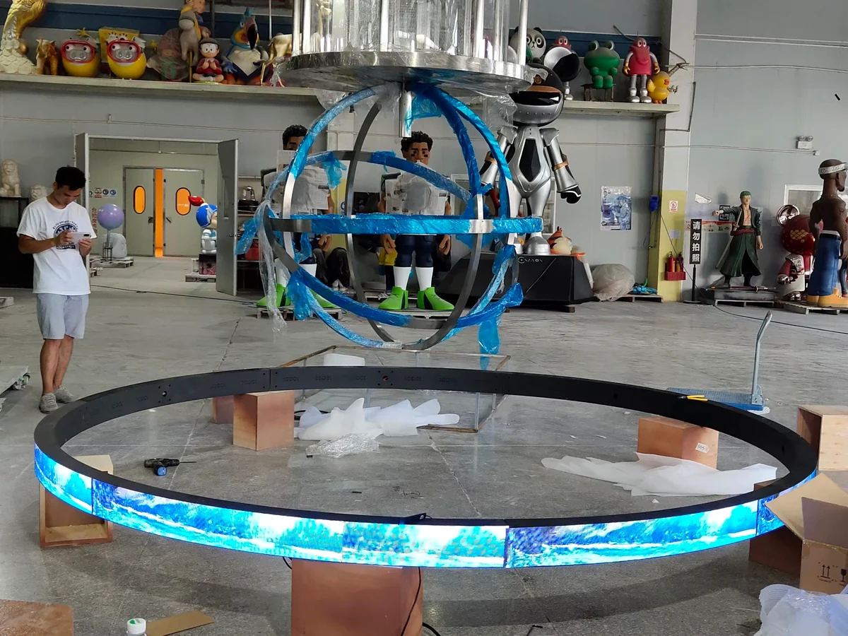 Bespoke Modular Systems: Custom LED Display Projects
