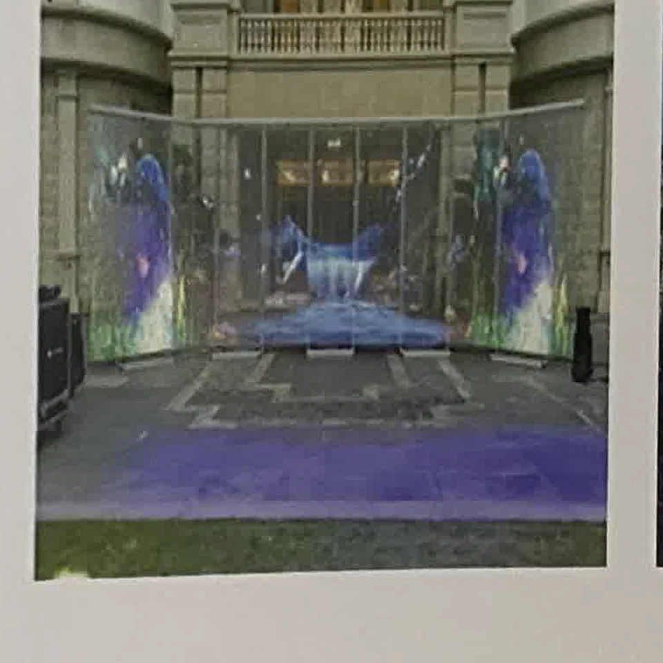 Bar, Entrance & Sightlines LED display application