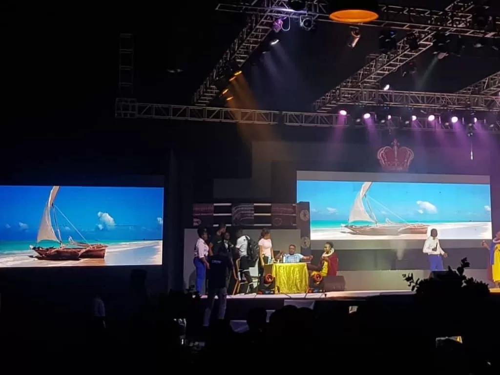 DJ Booth & Feature Wall LED display application